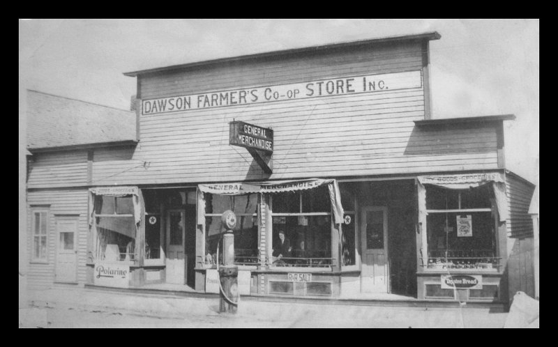 Copy of Dave0962.jpg - c. 1945 Dawson, ND: home of Mathias and Laura Zeltinger: farmer's co-op store.